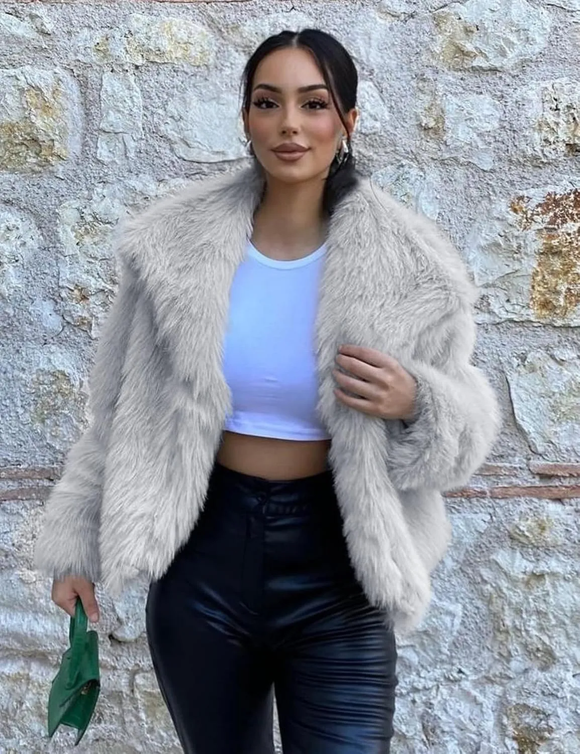 COZYPOIN Womens Faux Fur Jacket Fluffy Fur Cropped Coat Long Sleeve Open Front Fur Cape